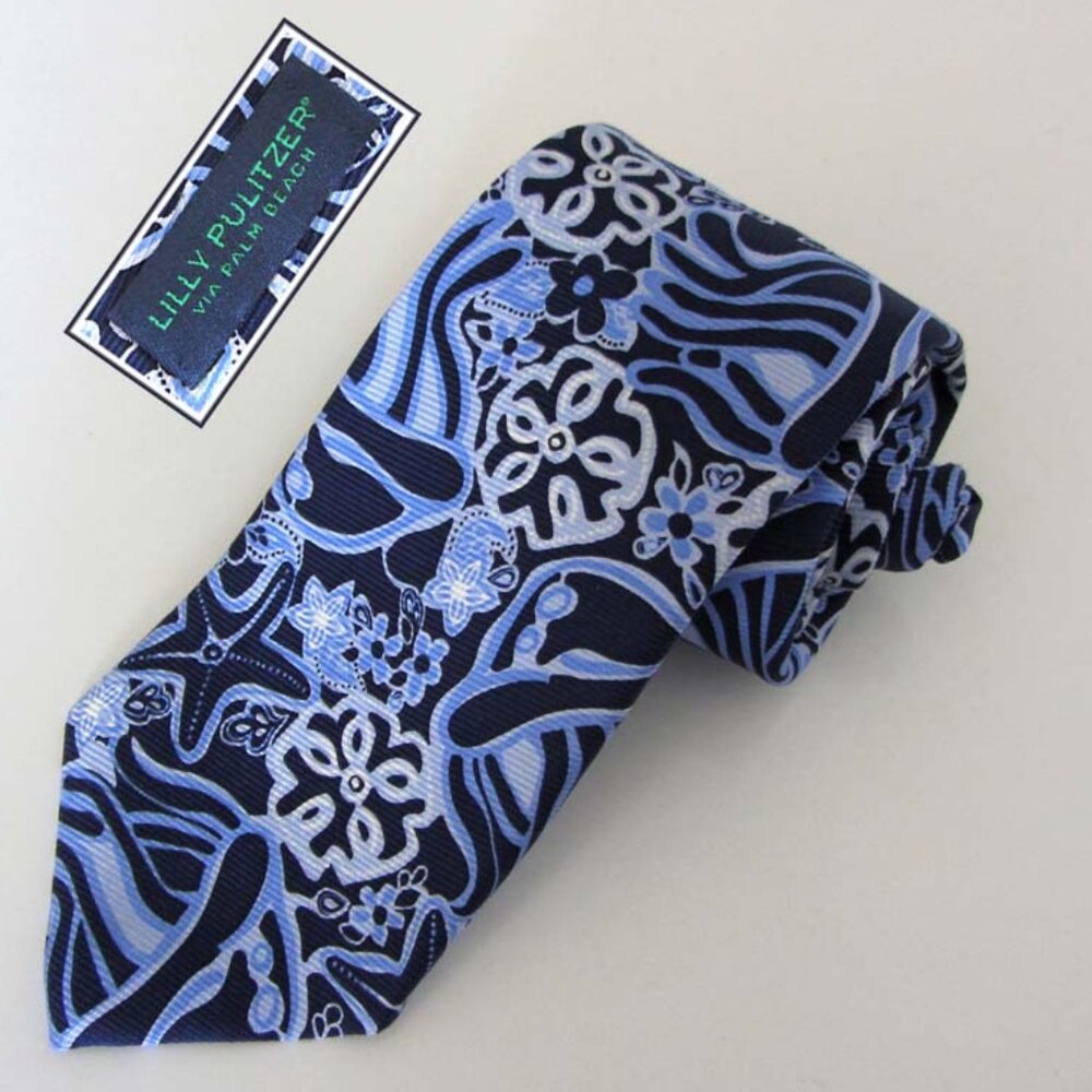 new LILLY PULITZER blue flowers starfish print tie 100% silk USA